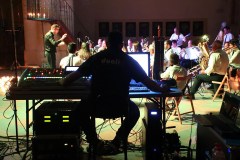 1_banda